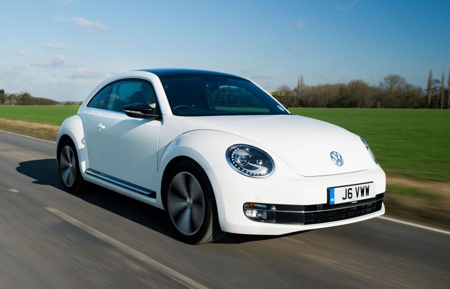  Volkswagen Beetle 2011 года  (UK) (фото 20 из 39)